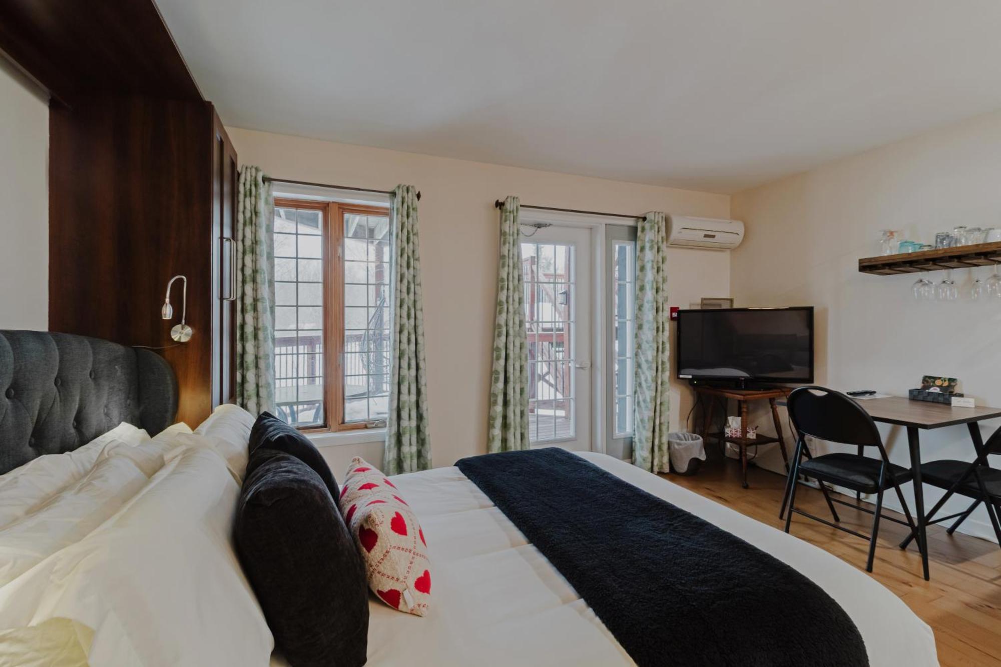 Condo Hotel Magog Orford Ngoại thất bức ảnh